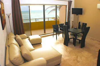 Ocean Plaza Condos Playa del Carmen Meksyk
