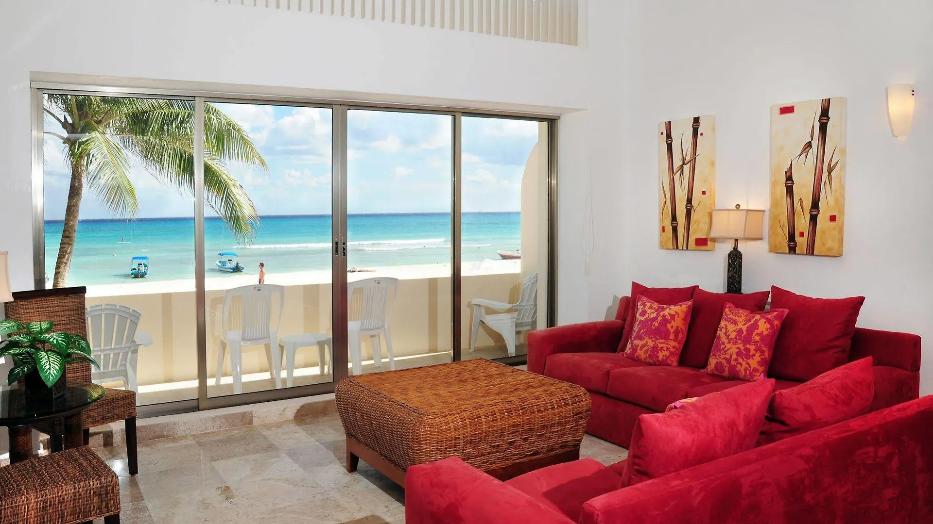 Hotel Ocean Plaza Condos Playa del Carmen