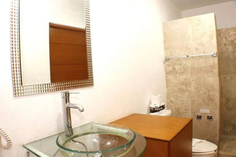 Ocean Plaza Condos Playa del Carmen 3*,