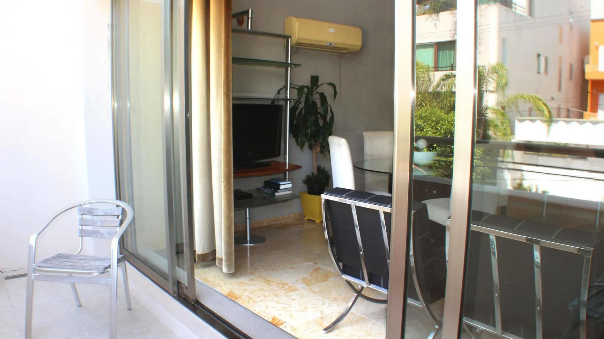 Ocean Plaza Condos 普拉亚卡门 3*,